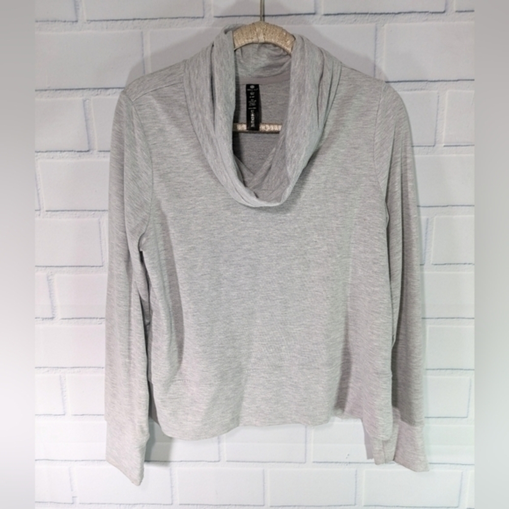 Yogalicious Gray Cown Neck Pullover